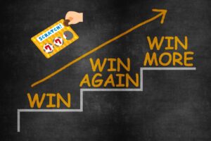 Come vincere sempre al Gratta e Vinci: ecco il trucco del proprietario del Tabacchi